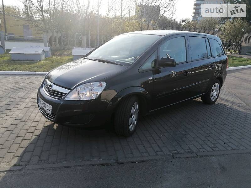 Мінівен Opel Zafira 2009 в Рівному
