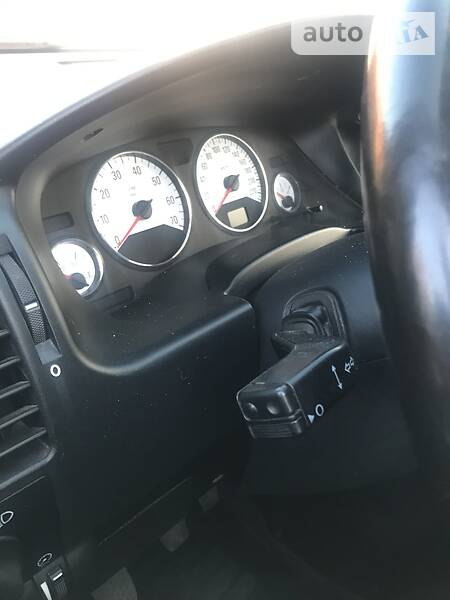 Минивэн Opel Zafira 2003 в Ямполе