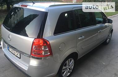 Мінівен Opel Zafira 2009 в 