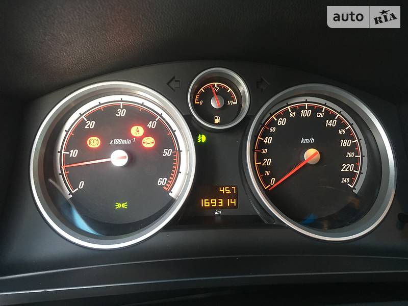 Минивэн Opel Zafira 2009 в Ровно
