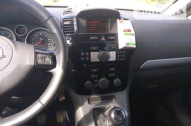 Універсал Opel Zafira 2010 в 
