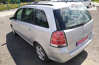 Универсал Opel Zafira 2008 в Луцке