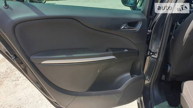 Універсал Opel Zafira 2014 в Івано-Франківську