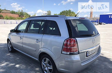 Универсал Opel Zafira 2006 в Тернополе