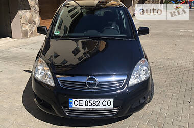 Минивэн Opel Zafira 2010 в Черновцах