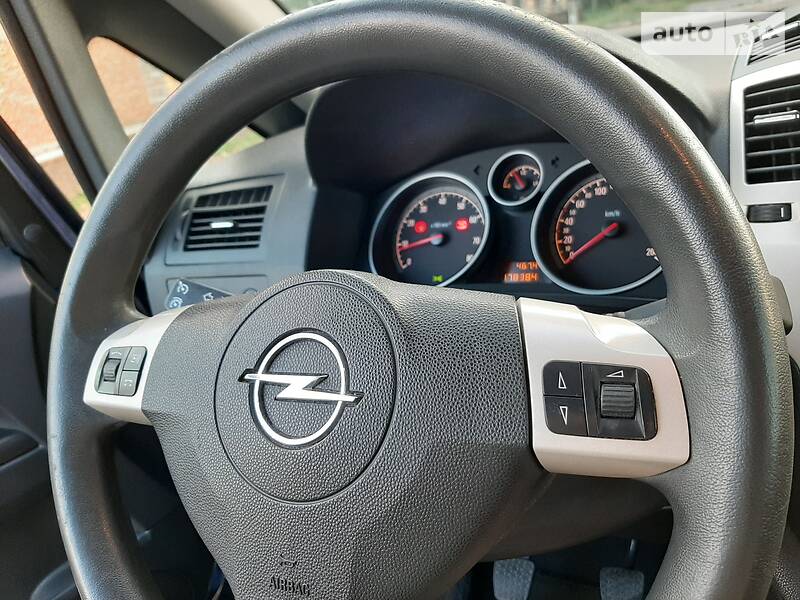 Мінівен Opel Zafira 2008 в Тернополі