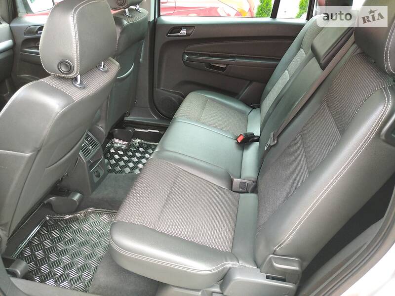 Універсал Opel Zafira 2010 в Стрию фото 28 Універсал Opel Zafira 2010 в Стрию