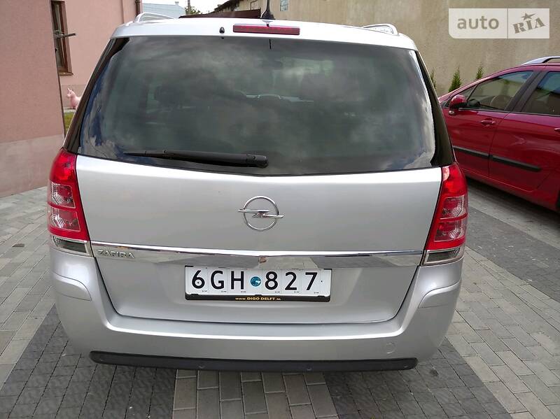 Універсал Opel Zafira 2010 в Стрию фото 12 Універсал Opel Zafira 2010 в Стрию