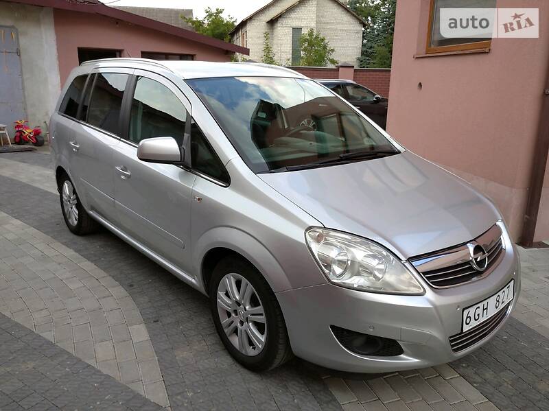 Універсал Opel Zafira 2010 в Стрию фото 8 Універсал Opel Zafira 2010 в Стрию