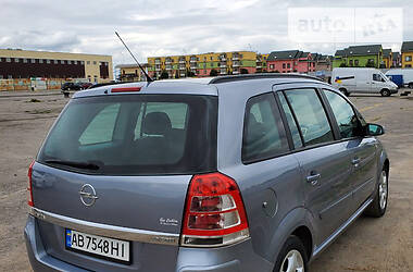 Минивэн Opel Zafira 2008 в Виннице