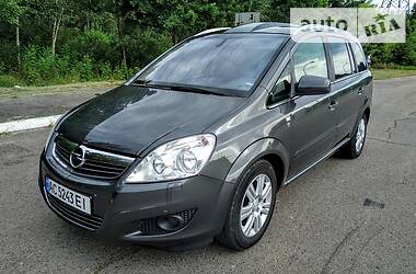 Минивэн Opel Zafira 2010 в Ковеле