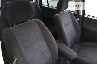 Мінівен Opel Zafira 2002 в 
