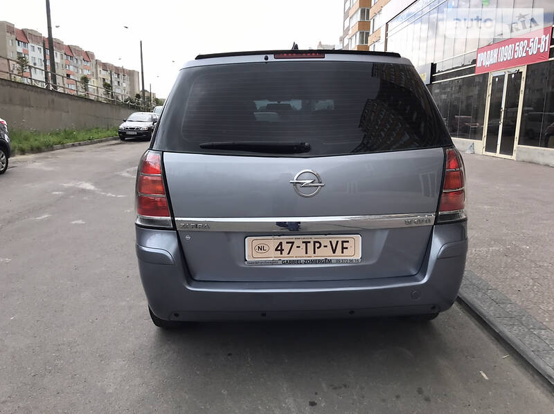 Мінівен Opel Zafira 2008 в Рівному