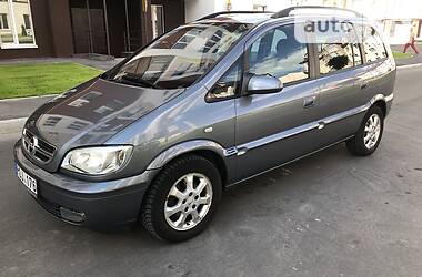 Минивэн Opel Zafira 2005 в Киеве