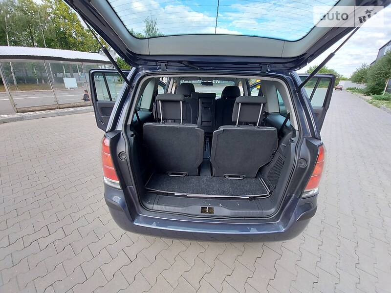 Мінівен Opel Zafira 2007 в Білій Церкві