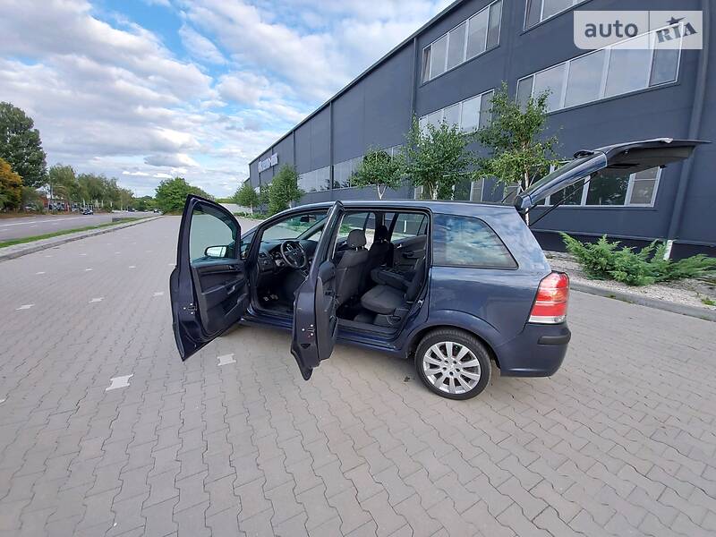 Мінівен Opel Zafira 2007 в Білій Церкві