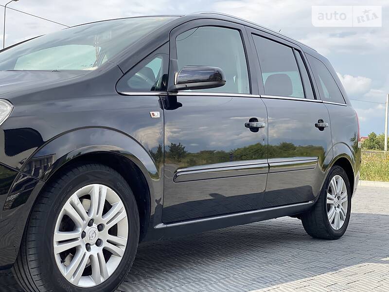 Мінівен Opel Zafira 2008 в Стрию фото 19 Мінівен Opel Zafira 2008 в Стрию