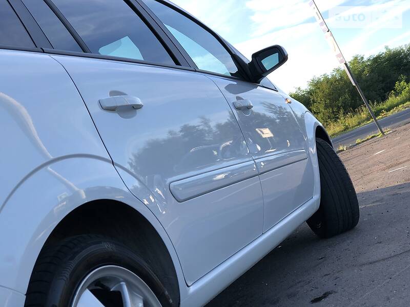 Мінівен Opel Zafira 2009 в Дрогобичі