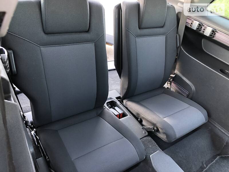 Мінівен Opel Zafira 2009 в Дрогобичі