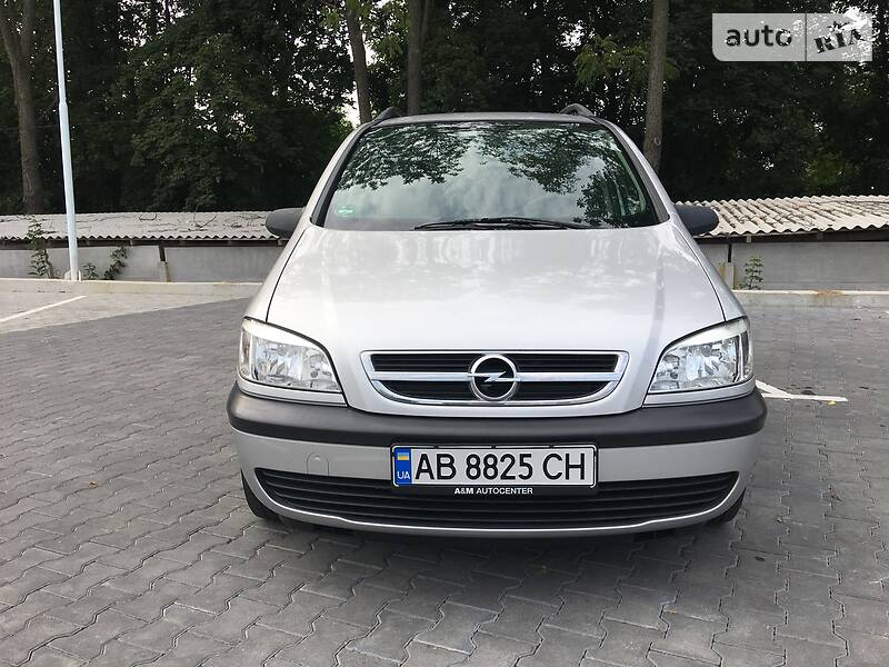 Універсал Opel Zafira 2003 в Вінниці