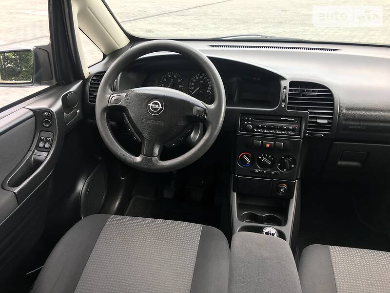 Універсал Opel Zafira 2003 в Вінниці