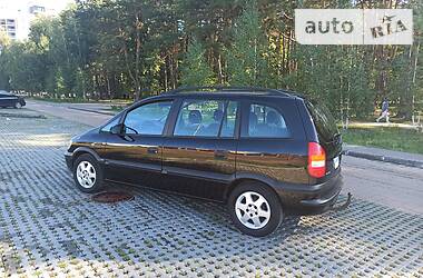 Минивэн Opel Zafira 2003 в Броварах