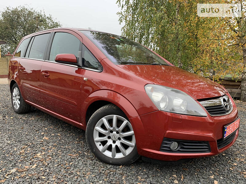 Минивэн Opel Zafira 2006 в Луцке