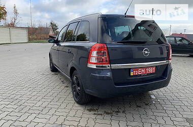 Минивэн Opel Zafira 2008 в Ковеле