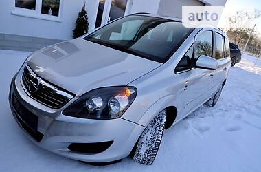 Минивэн Opel Zafira 2011 в Дрогобыче