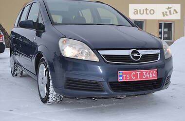 Минивэн Opel Zafira 2008 в Луцке