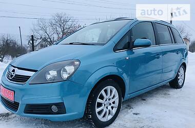 Минивэн Opel Zafira 2006 в Луцке