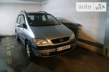 Минивэн Opel Zafira 2001 в Киеве