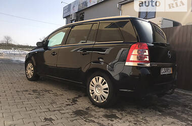 Универсал Opel Zafira 2009 в Стрые