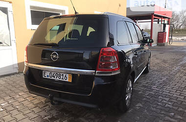 Универсал Opel Zafira 2009 в Стрые