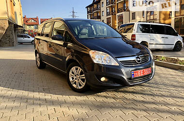 Минивэн Opel Zafira 2009 в Черновцах