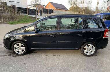 Хэтчбек Opel Zafira 2006 в Киеве