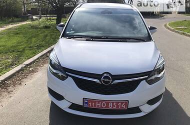 Минивэн Opel Zafira 2017 в Киеве