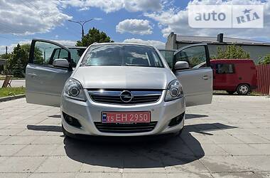 Универсал Opel Zafira 2012 в Луцке