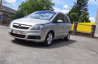 Мінівен Opel Zafira 2007 в Рівному