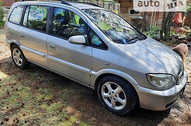 Мінівен Opel Zafira 2004 в Києві