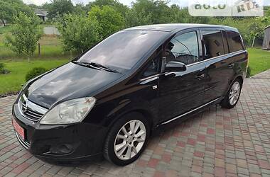 Минивэн Opel Zafira 2009 в Ровно