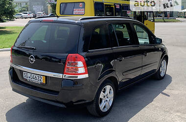 Минивэн Opel Zafira 2010 в Ровно