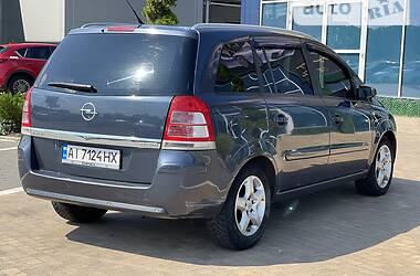 Мінівен Opel Zafira 2008 в Києві