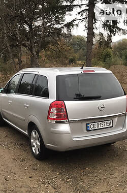 Минивэн Opel Zafira 2008 в Черновцах