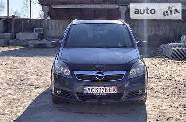 Мінівен Opel Zafira 2006 в Любешові