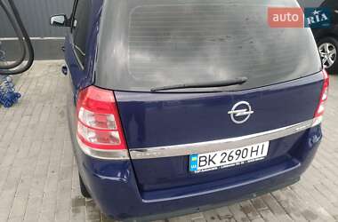 Минивэн Opel Zafira 2013 в Здолбунове