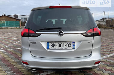 Минивэн Opel Zafira 2015 в Житомире