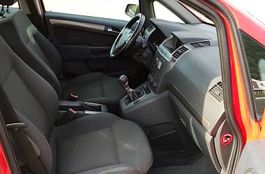 Минивэн Opel Zafira 2006 в 
