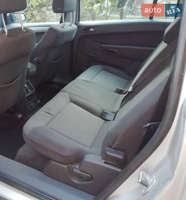 Мінівен Opel Zafira 2007 в Бердичеві