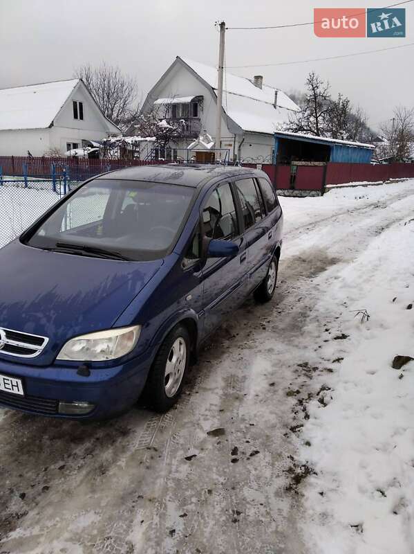 Минивэн Opel Zafira 2004 в Надворной